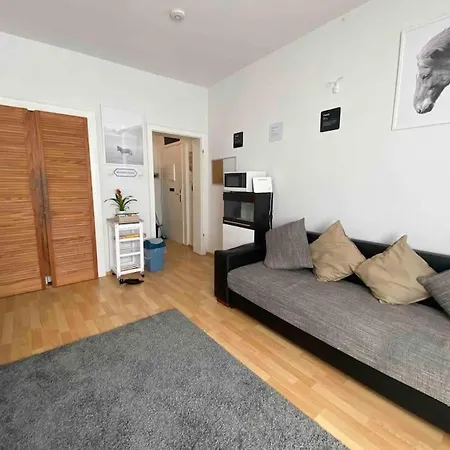 Lägenhet Middle Of The Center, With Balcony Hannover